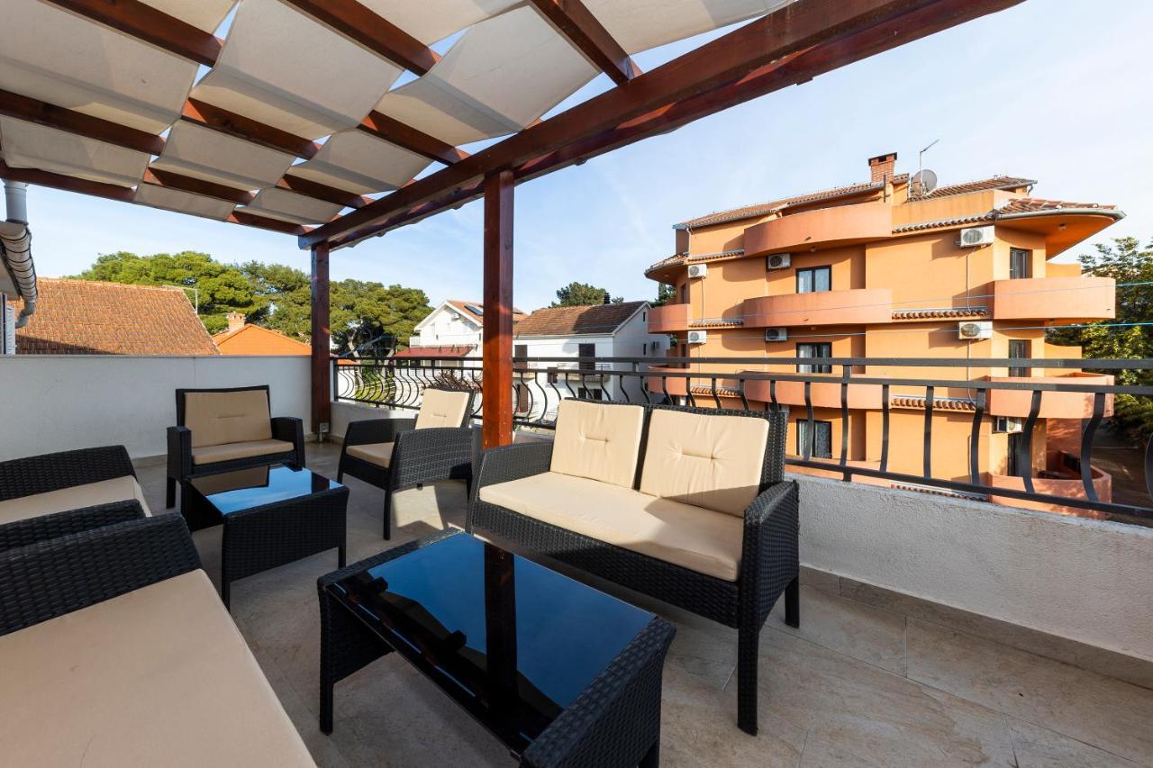Apartman Lana Biograd Na Moru Bagian luar foto