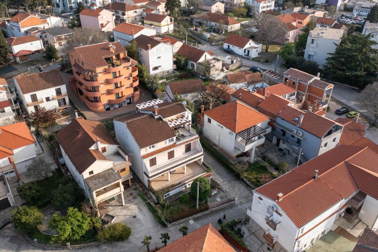 Apartman Lana Biograd Na Moru Bagian luar foto