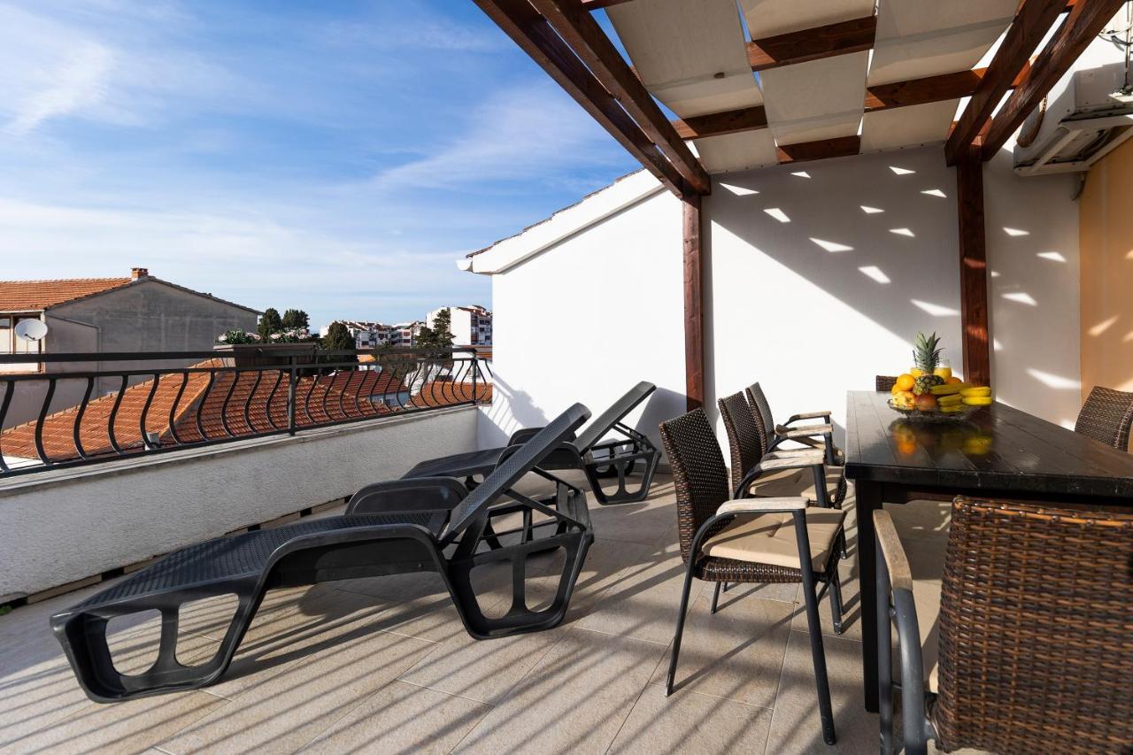 Apartman Lana Biograd Na Moru Bagian luar foto
