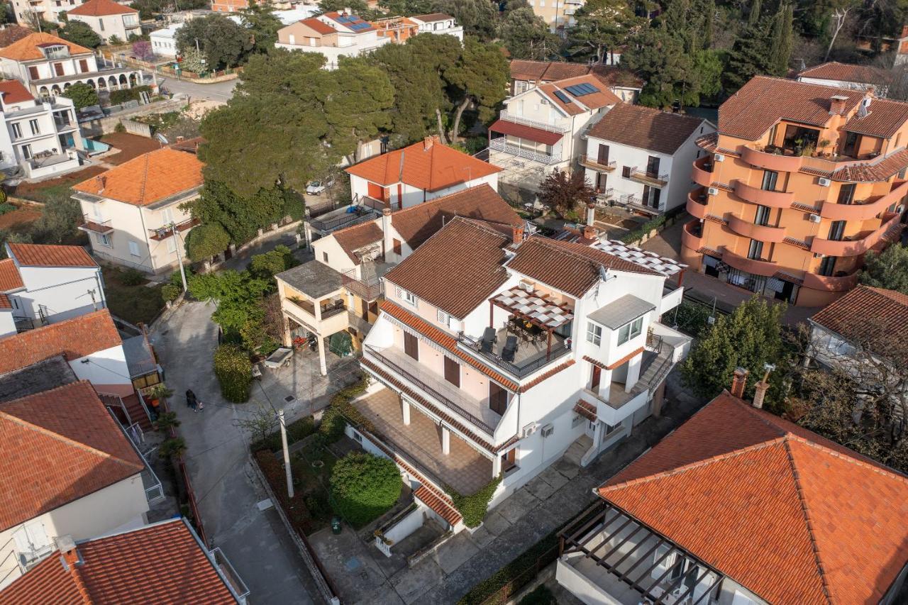 Apartman Lana Biograd Na Moru Bagian luar foto